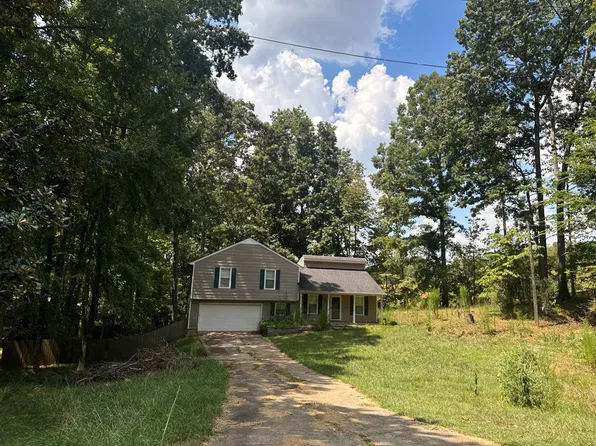 1622 Highland Ct, Auburn, GA 30011