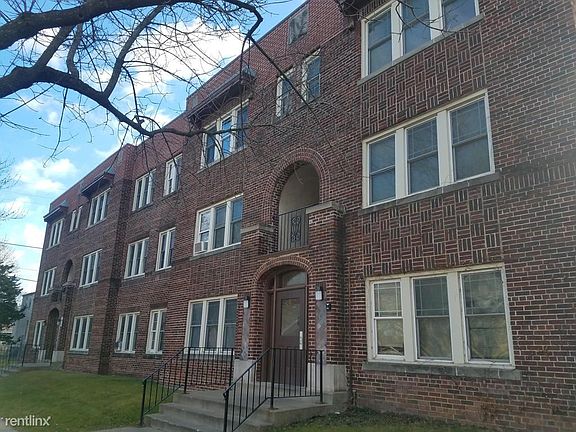 2nd image of 227 E Townsend St APT 9