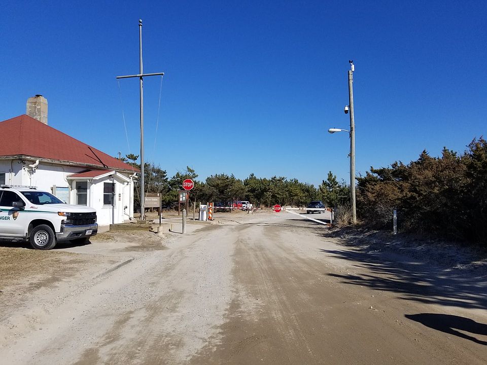 1st image of 57 Lewis Walk