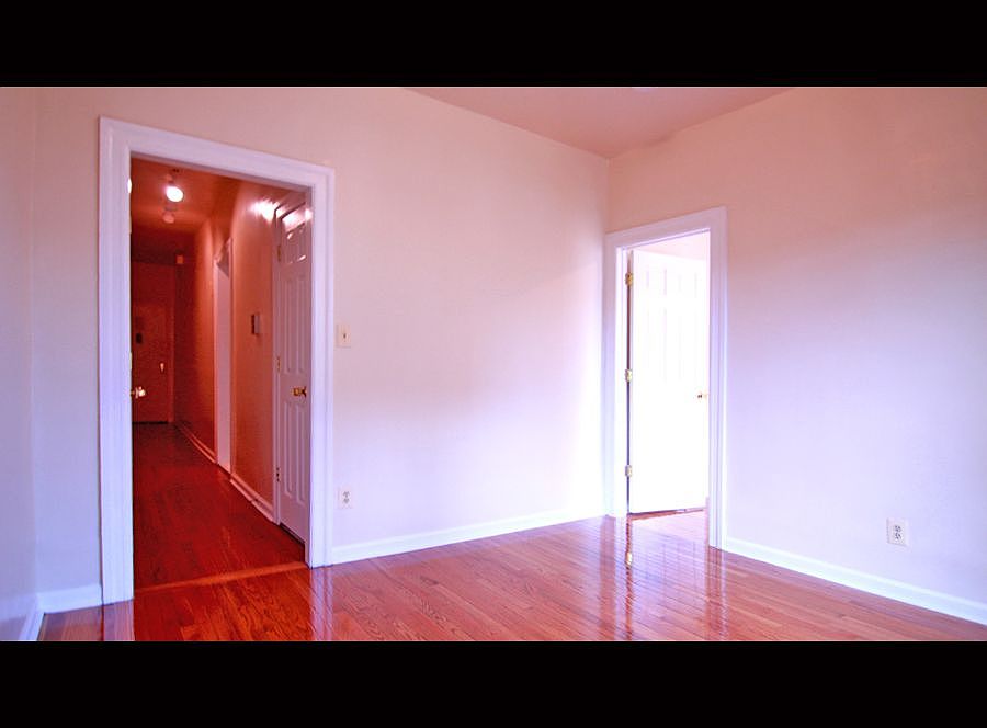 2nd image of 196 Bradhurst Ave APT 30