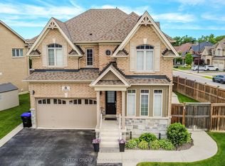8 Olivers Mill Rd, Springwater, ON L9X0S8
