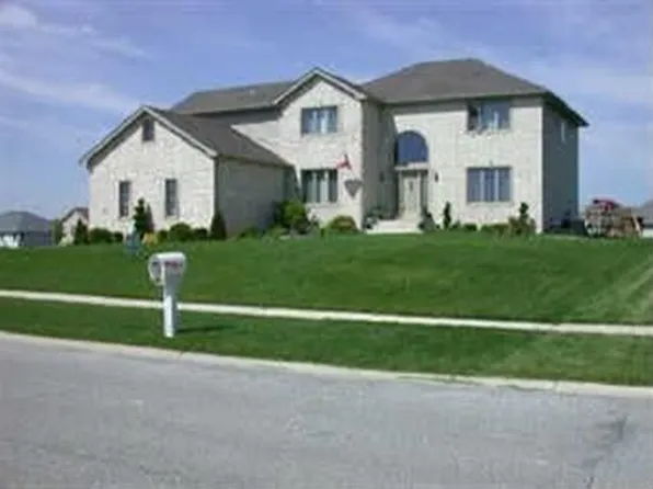 9116 Calumet Ave, Saint John, IN 46373