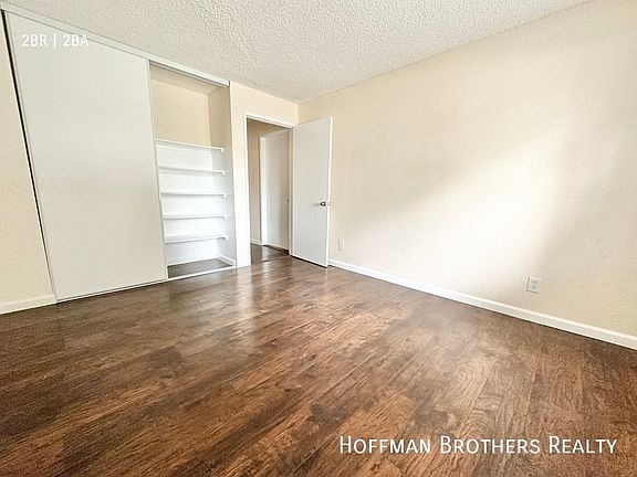 5th image of 18442 Hatteras St #60