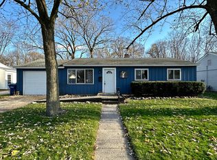 922 Vienna Blvd, Dekalb, IL 60115