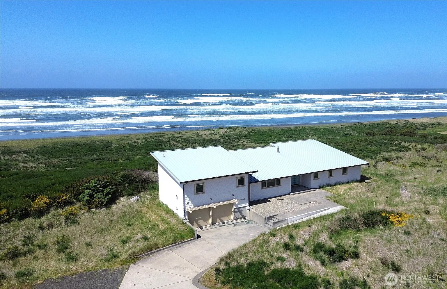 1602 Ocean Spray Lane photo 1