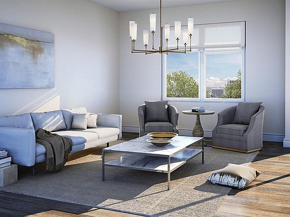 5th image of 424 8th St S #404