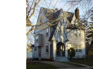 512 Bartlett St, Lansing, MI 48915