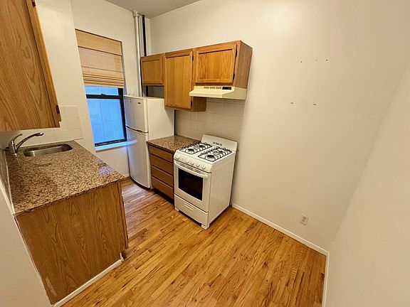 2nd image of 144 W 19th St APT 2A