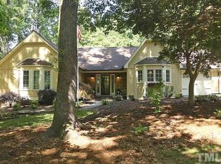 8004 Chadbourne Ct, Raleigh, NC 27613