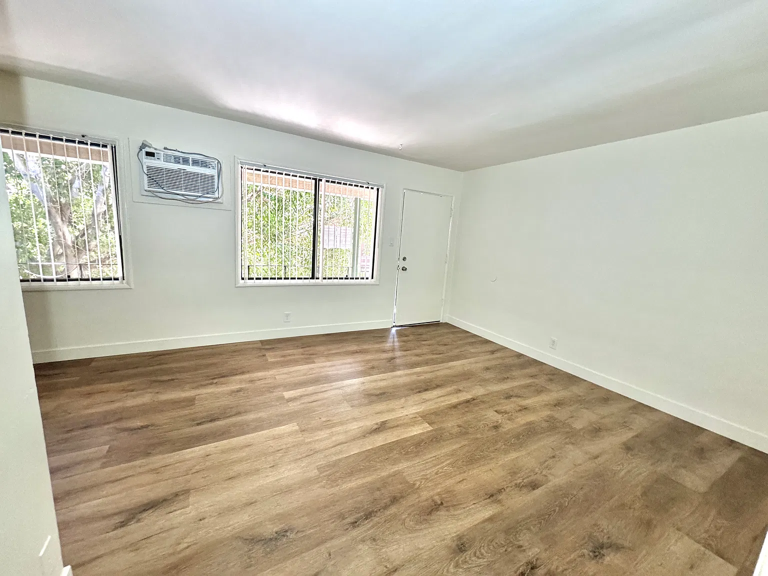 1 bed, 550 sqft, $1,795 — Photo 4