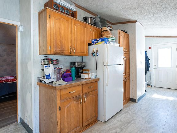 5th image of 8 Miriam Road