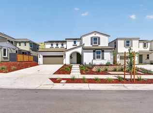 8009 Lamplight Dr, Tracy, CA 95377