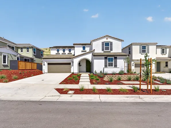 8009 Lamplight Dr, Tracy, CA 95377
