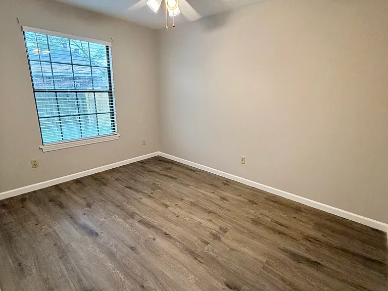 31 Colony Park Dr — Photo 16