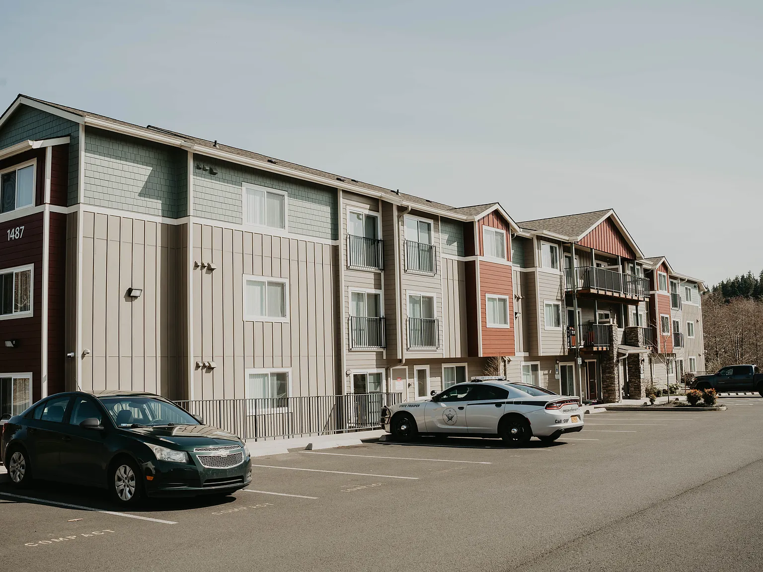 Pacific Rim Apartments — Photo 4