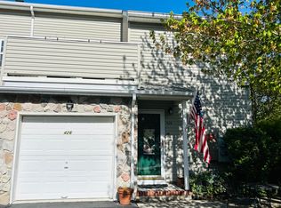 426 Deuce Dr, Wall Township, NJ 07719