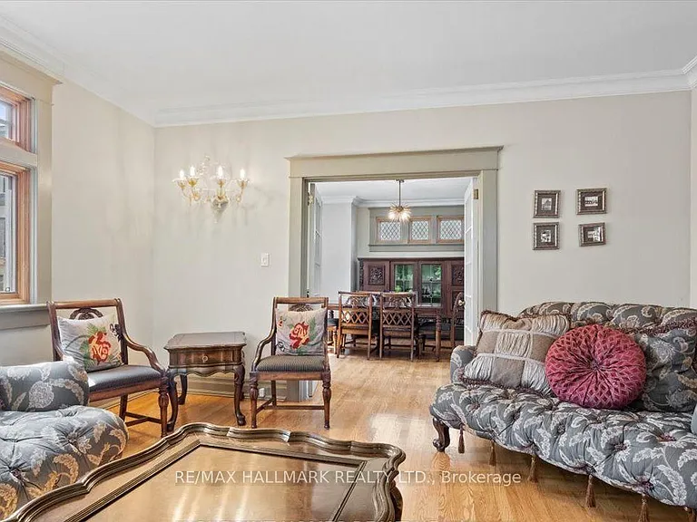 100 Warden Ave — Photo 7