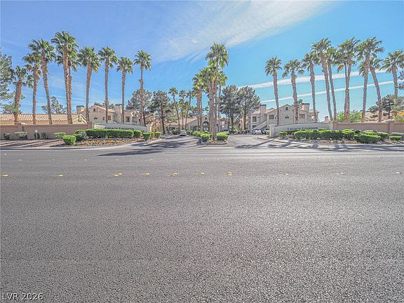 2nd image of 2251 Wigwam Pkwy APT 2014