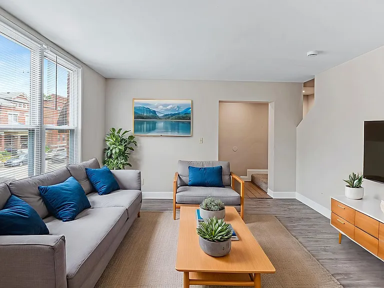 Station House Apartments — Photo 10