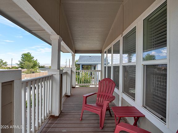 3rd image of 421 BOULDER Lane