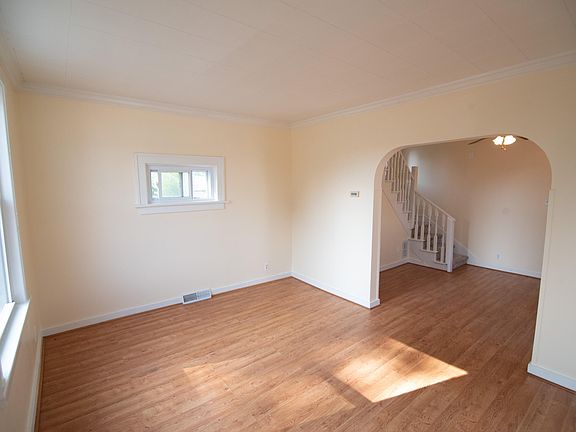 3rd image of 1606 Minneapolis St