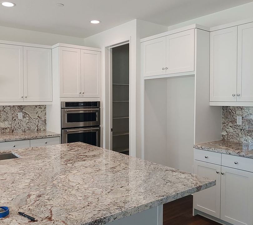 1st image of 30954 Hillsdale Hts