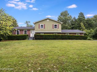 2907 Carden Ln, La Grange, KY 40031