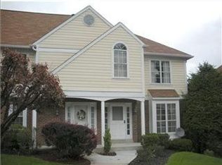 546 Lakewood Dr, Monroeville, PA 15146