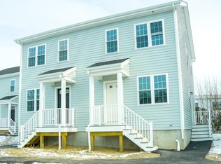 8 Station St #20, Middleboro, MA 02346