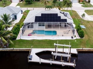 1210 SE 21st Ave, Cape Coral, FL 33990