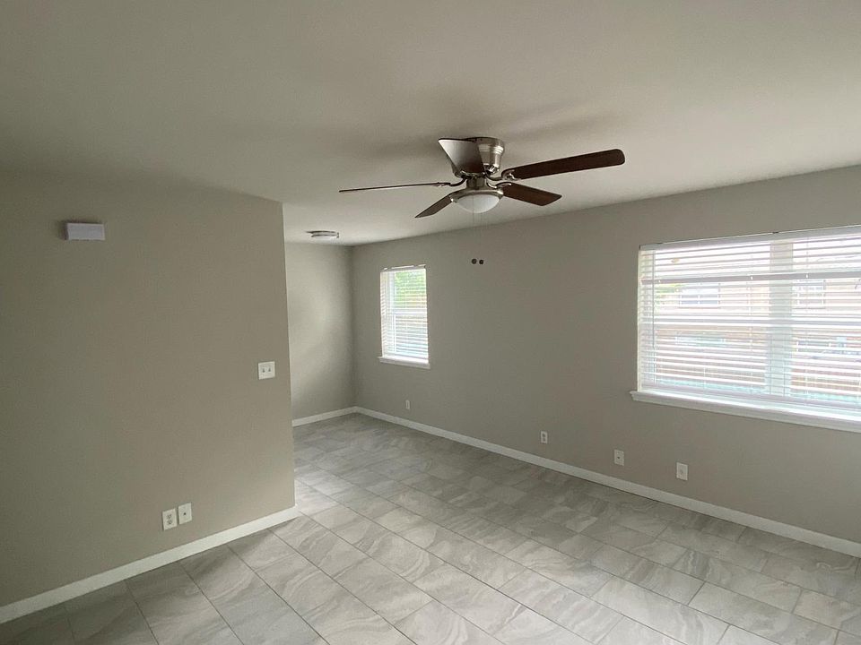 Living and dining area