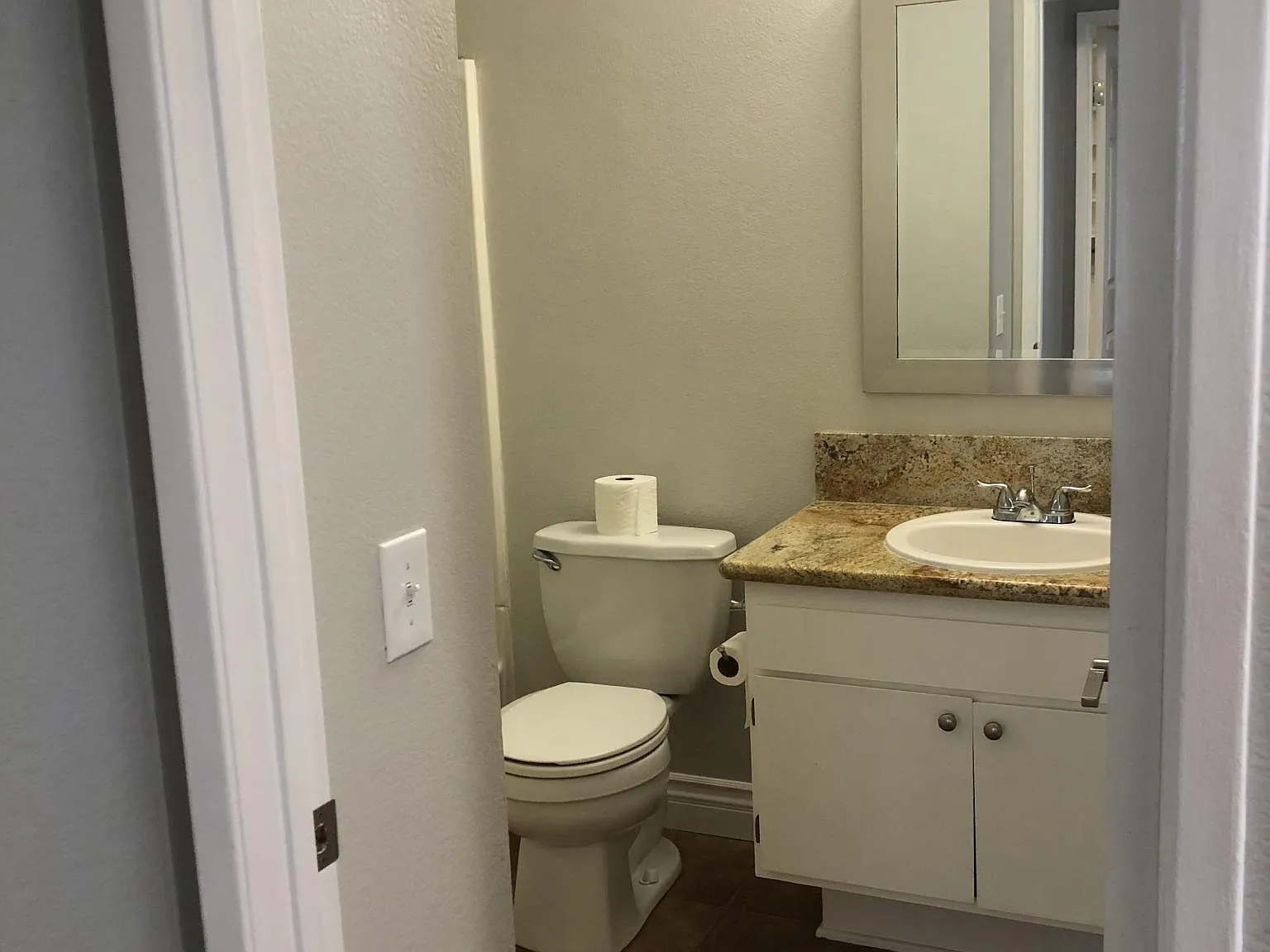 3 bed, 1281 sqft, $3,600 — Photo 3
