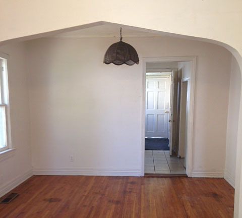 4th image of 4813 S 32nd West Ave