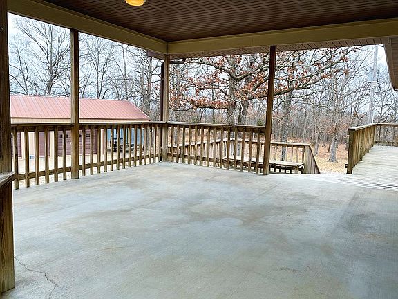 5th image of 403 County Road 2240