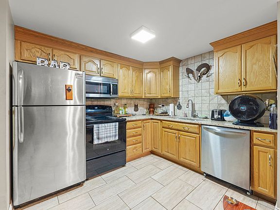 5th image of 2005 S Finley Rd Unit 304