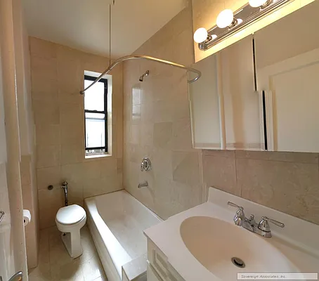 Rented by Sovereign Associates | media 14