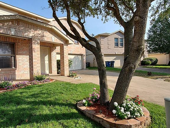 5th image of 3525 Pampas Creek Dr