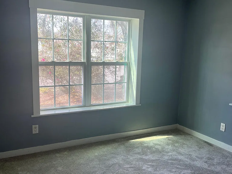 25 Nesmith Ave — Photo 4