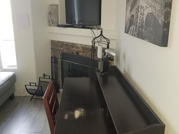 5th image of 1600 Davilla St Unit 202