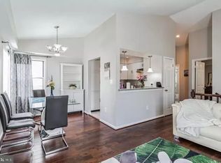 2925 S Woodstock St #7, Arlington, VA 22206