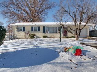 309 Glendale Ct, Quincy, IL 62301