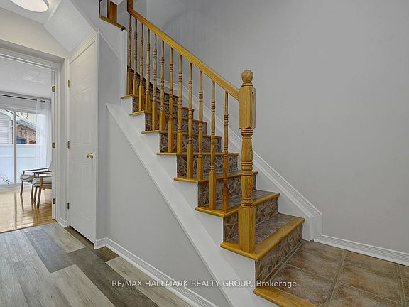 4th image of 1 Rothbury Cres