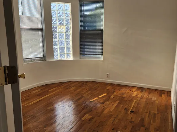 2525 W North Ave #2, Chicago, IL 60622