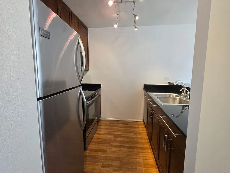8545 166th Ave NE #D211 — Photo 4