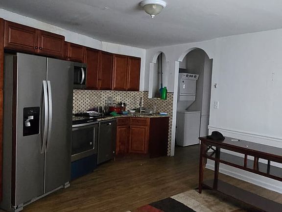 4th image of 1553 Belfield Ave Floor 2