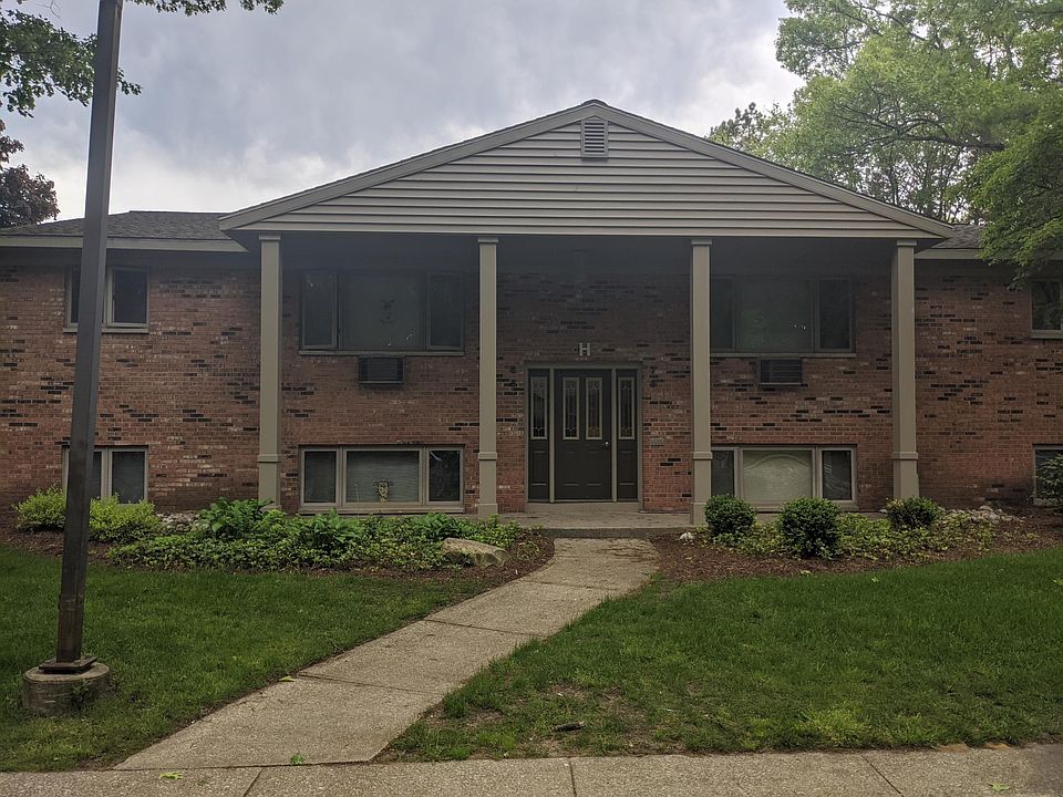 1st image of 615 Douglas Ave #H3
