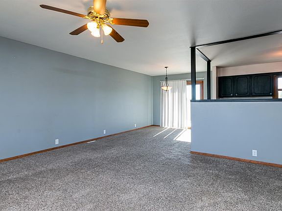 4th image of 717 McClure St