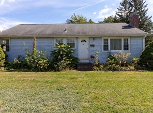 108 Schultz Rd, Berlin, CT 06037