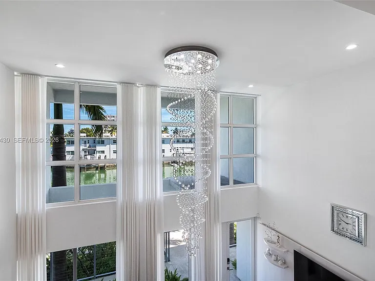 31 N Shore Dr #31 — Photo 9