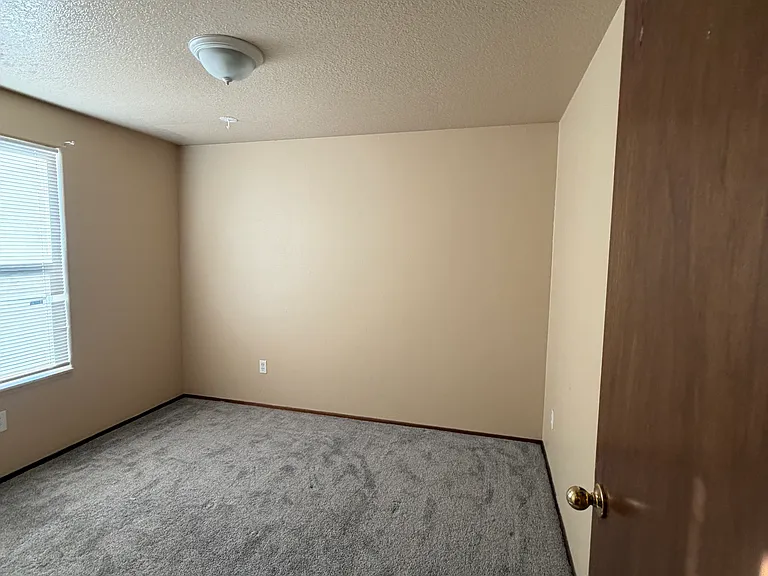 338 NW Connell Ave #338 — Photo 7